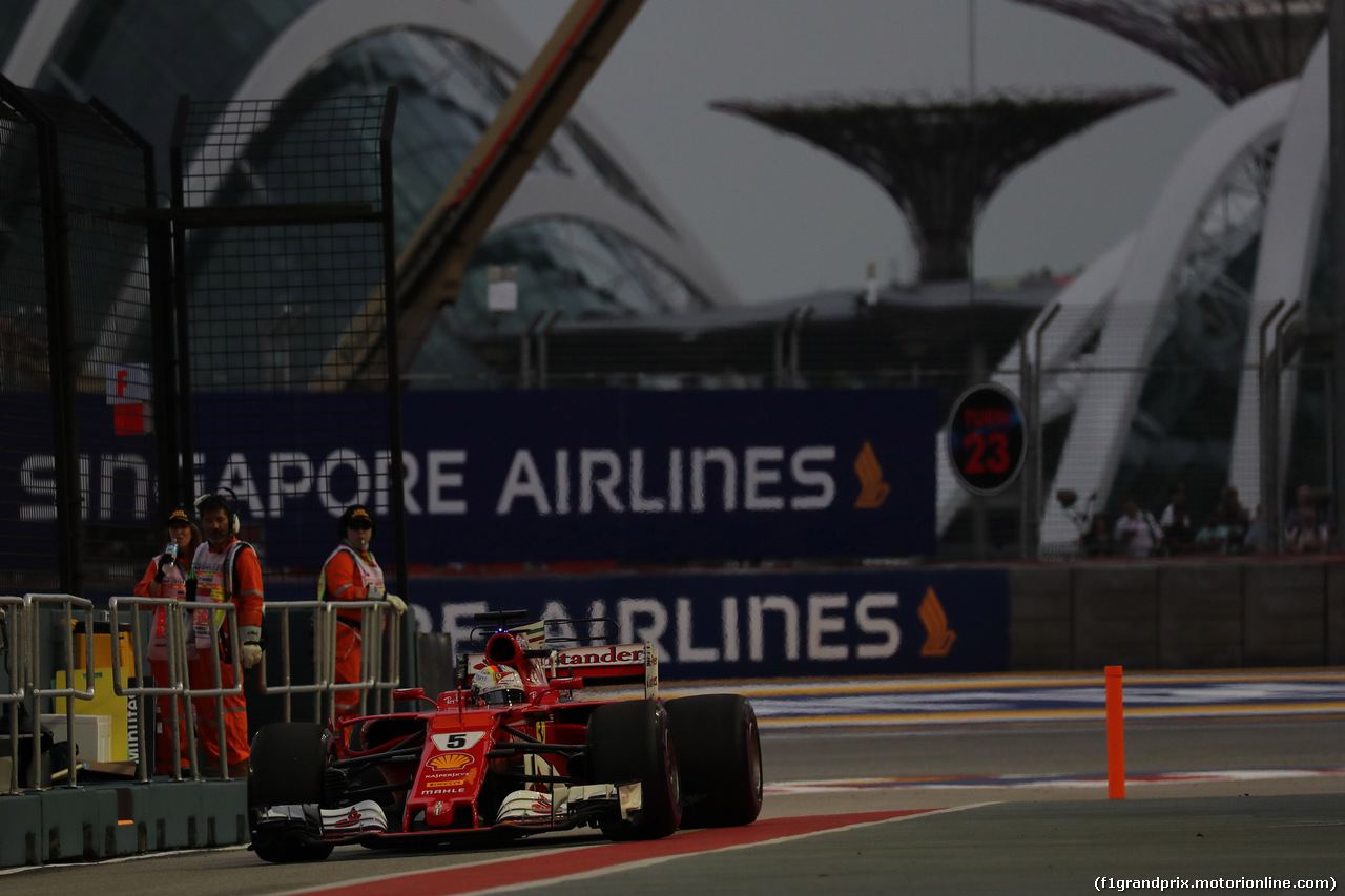 GP SINGAPORE, 16.09.2017 - Prove Libere 3, Sebastian Vettel (GER) Ferrari SF70H