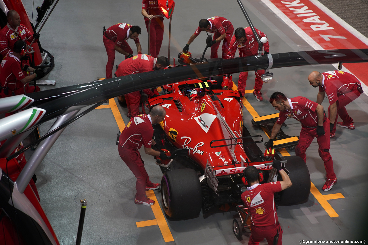 GP SINGAPORE, 16.09.2017 - Qualifiche, Kimi Raikkonen (FIN) Ferrari SF70H