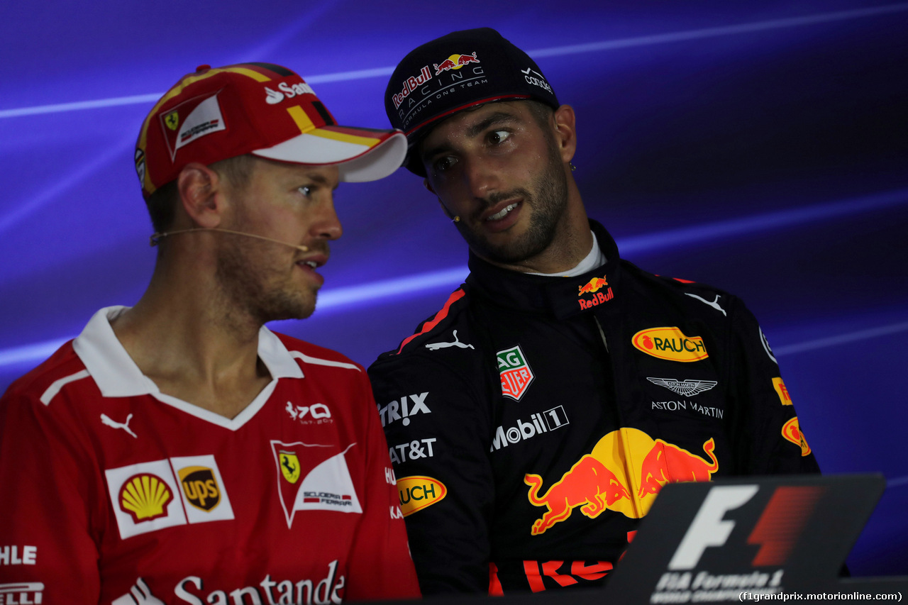 GP SINGAPORE, 16.09.2017 - Qualifiche, Conferenza Stampa, Sebastian Vettel (GER) Ferrari SF70H e Daniel Ricciardo (AUS) Red Bull Racing RB13