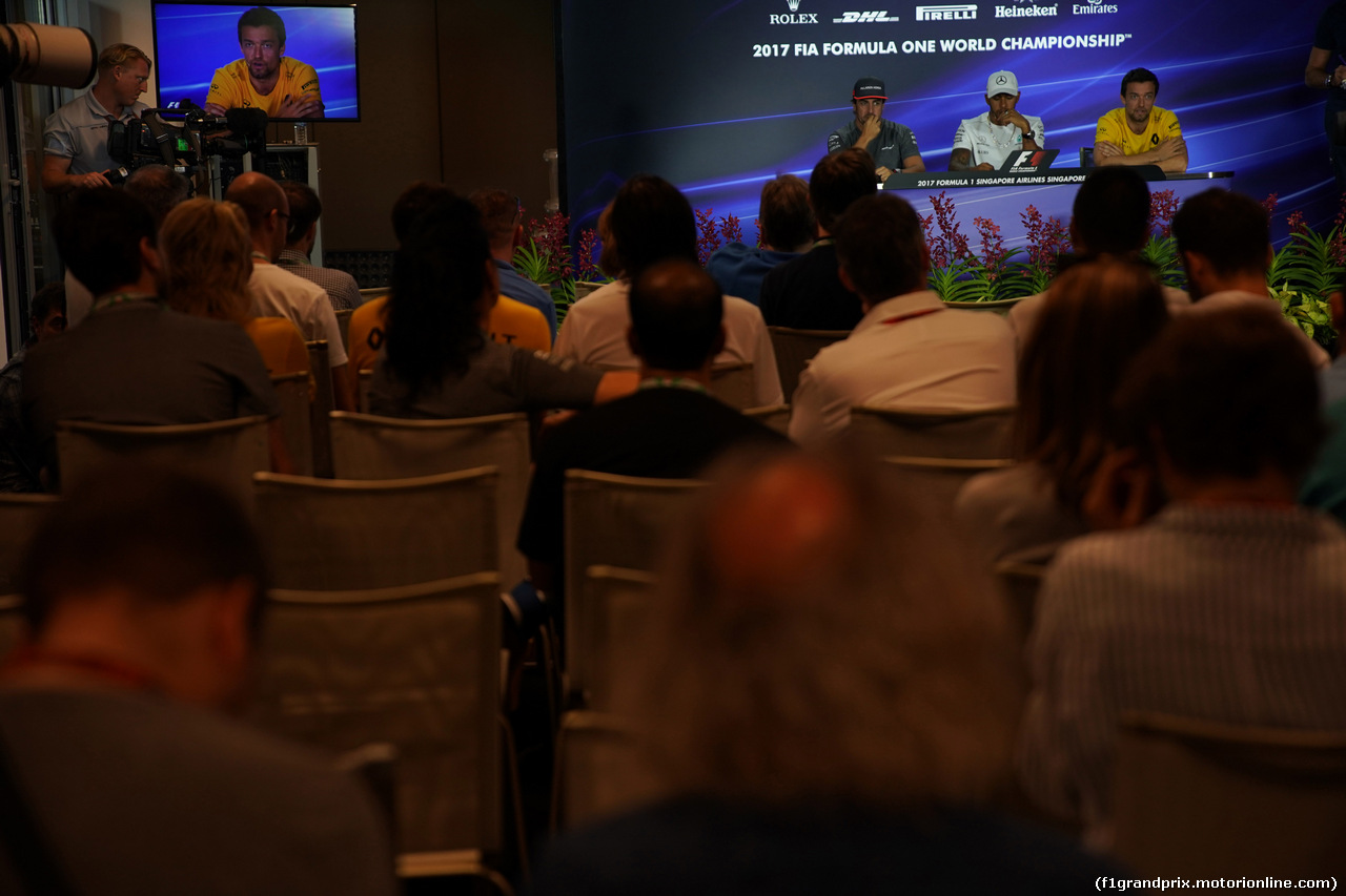 GP SINGAPORE, 14.09.2017 - Conferenza Stampa, Fernando Alonso (ESP) McLaren MCL32, Lewis Hamilton (GBR) Mercedes AMG F1 W08 e Jolyon Palmer (GBR) Renault Sport F1 Team RS17