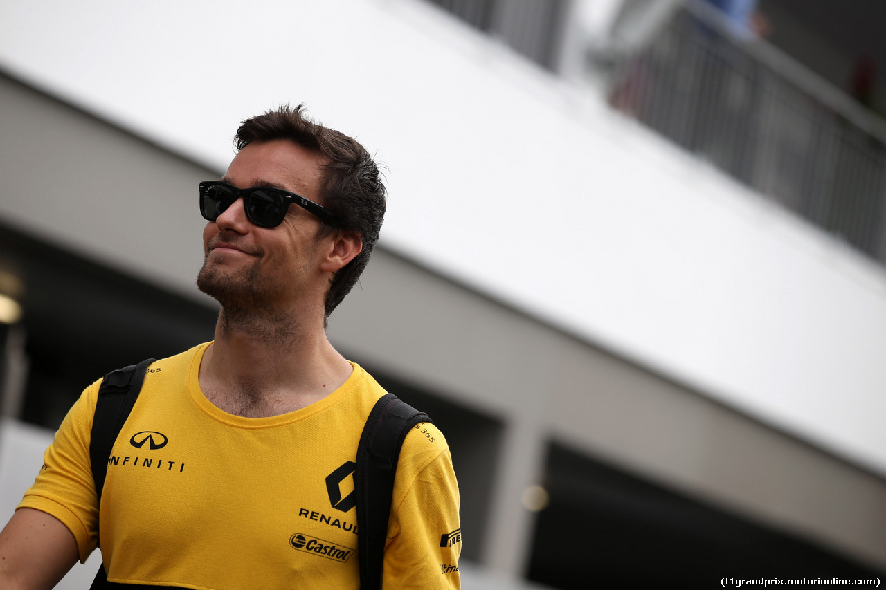 GP SINGAPORE, 15.09.2017 - Jolyon Palmer (GBR) Renault Sport F1 Team RS17