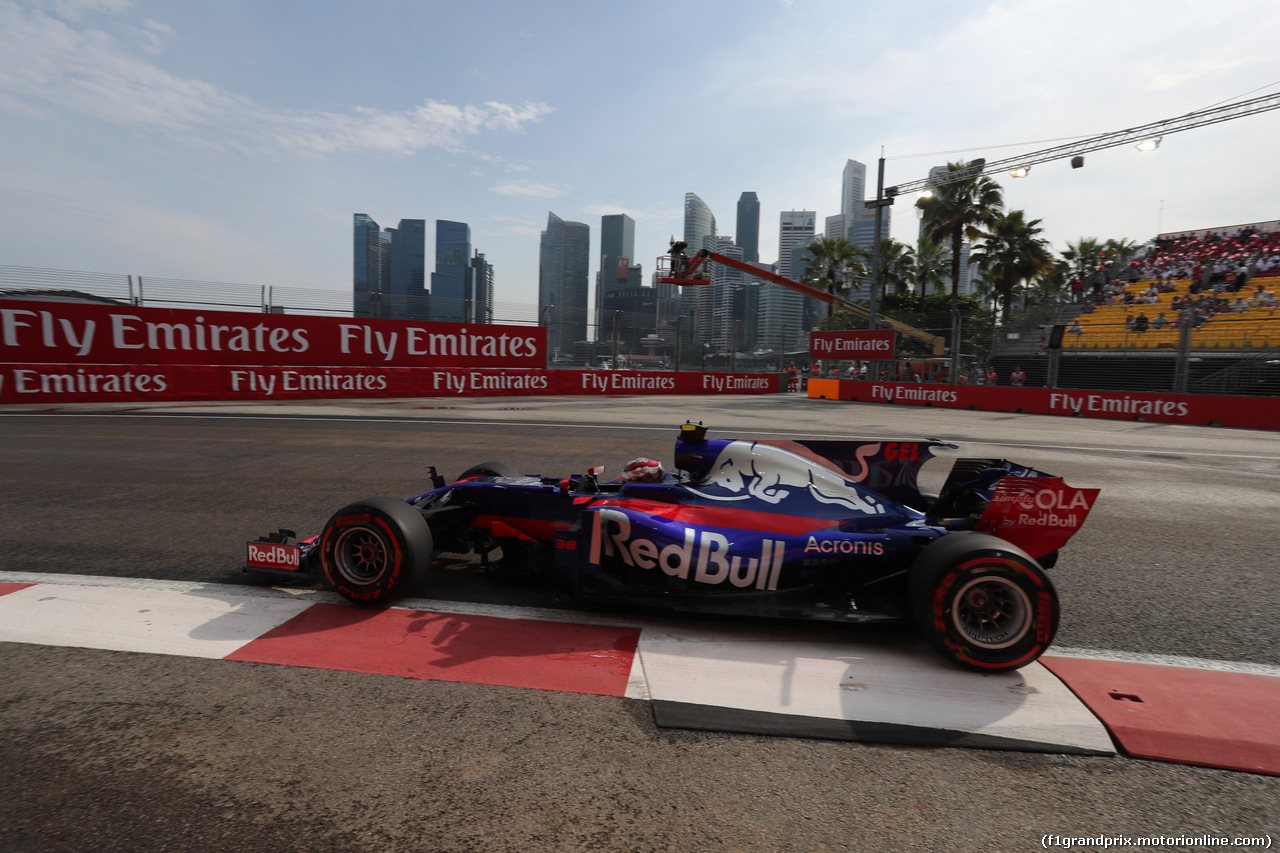 GP SINGAPORE, 15.09.2017 - Prove Libere 1, Sean Gelael (INA) Test Driver, Scuderia Toro Rosso STR12