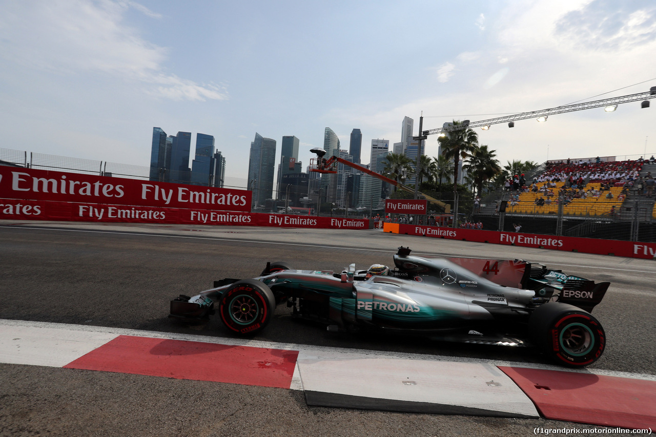 GP SINGAPORE, 15.09.2017 - Prove Libere 1, Valtteri Bottas (FIN) Mercedes AMG F1 W08
