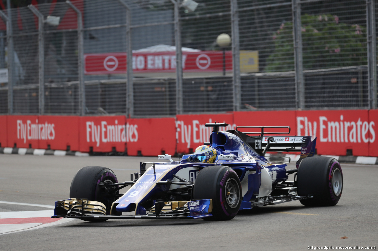 GP SINGAPORE, 15.09.2017 - Prove Libere 1, Marcus Ericsson (SUE) Sauber C36