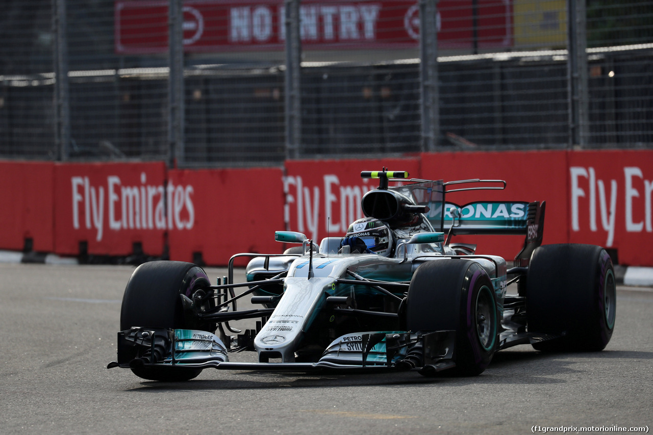 GP SINGAPORE, 15.09.2017 - Prove Libere 1, Valtteri Bottas (FIN) Mercedes AMG F1 W08