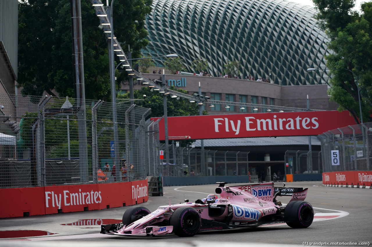GP SINGAPORE, 15.09.2017 - Prove Libere 1, Sergio Perez (MEX) Sahara Force India F1 VJM010