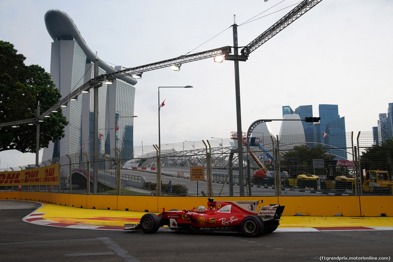 GP SINGAPORE, 15.09.2017 - Prove Libere 1, Sebastian Vettel (GER) Ferrari SF70H