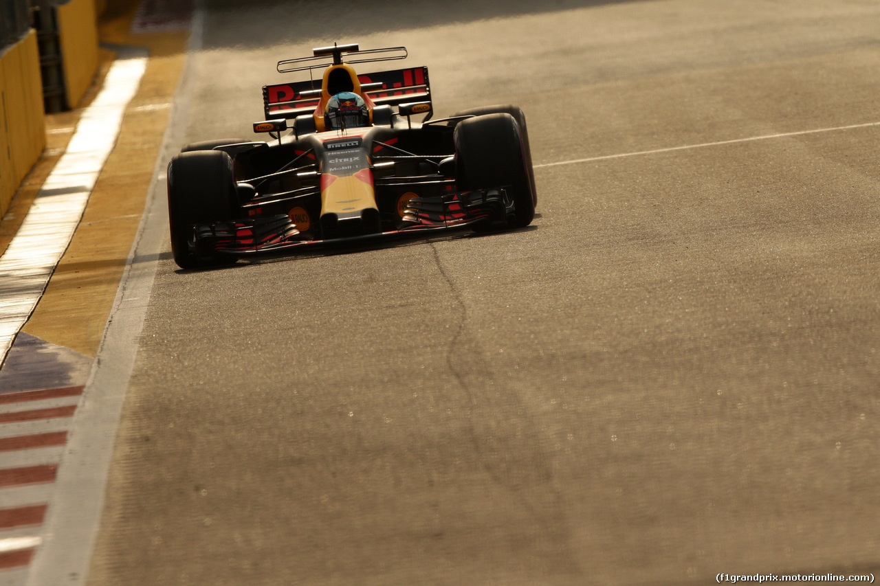 GP SINGAPORE, 15.09.2017 - Prove Libere 1, Daniel Ricciardo (AUS) Red Bull Racing RB13