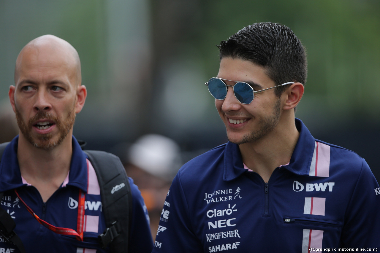 GP SINGAPORE, 15.09.2017 - Prove Libere 1, Esteban Ocon (FRA) Sahara Force India F1 VJM10