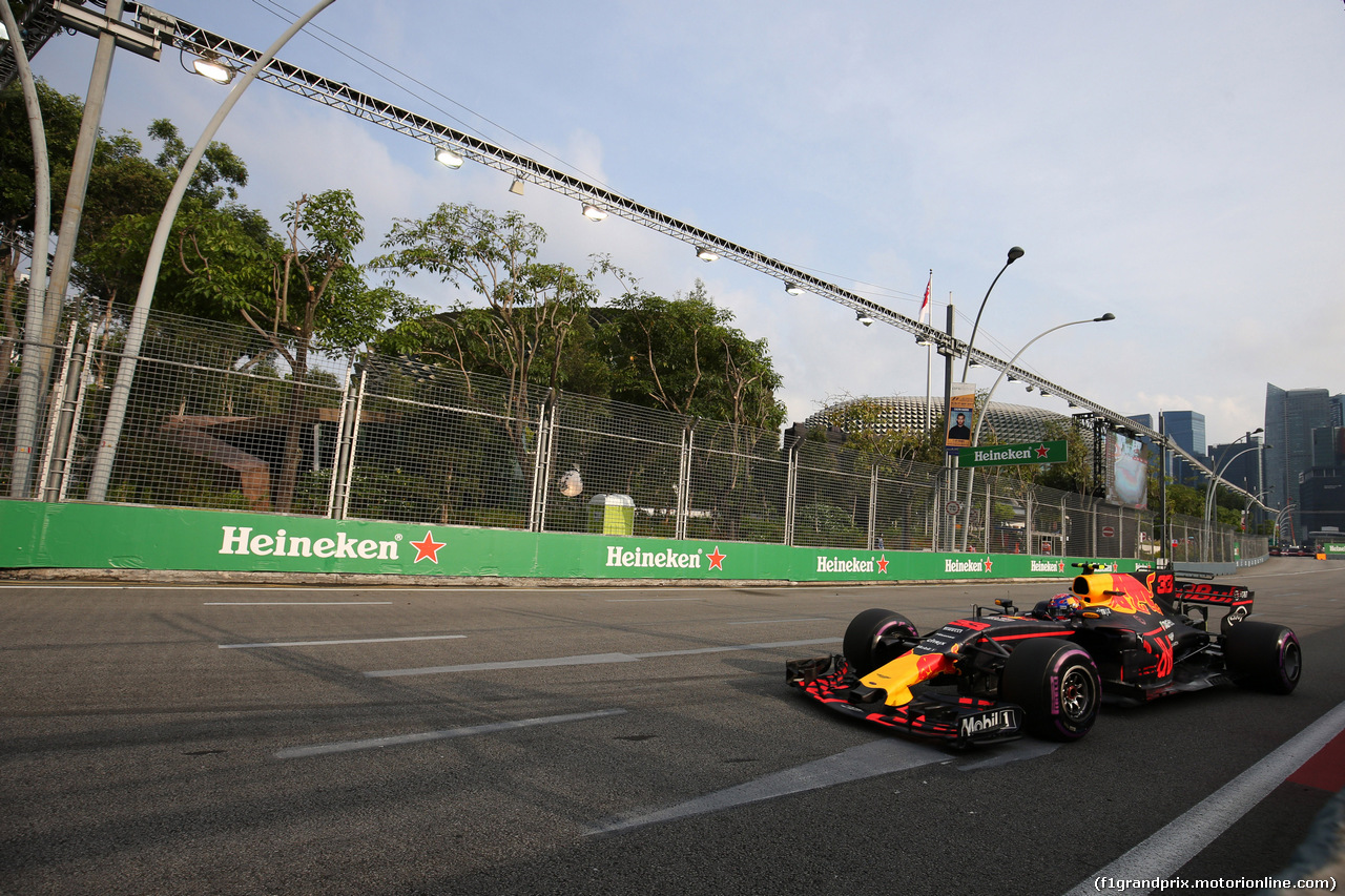 GP SINGAPORE, 15.09.2017 - Prove Libere 1, Max Verstappen (NED) Red Bull Racing RB13