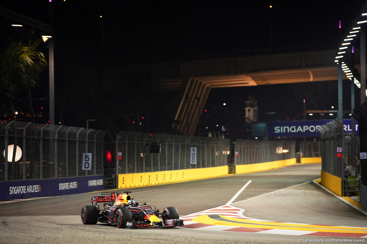 GP SINGAPORE, 15.09.2017 - Prove Libere 2, Daniel Ricciardo (AUS) Red Bull Racing RB13