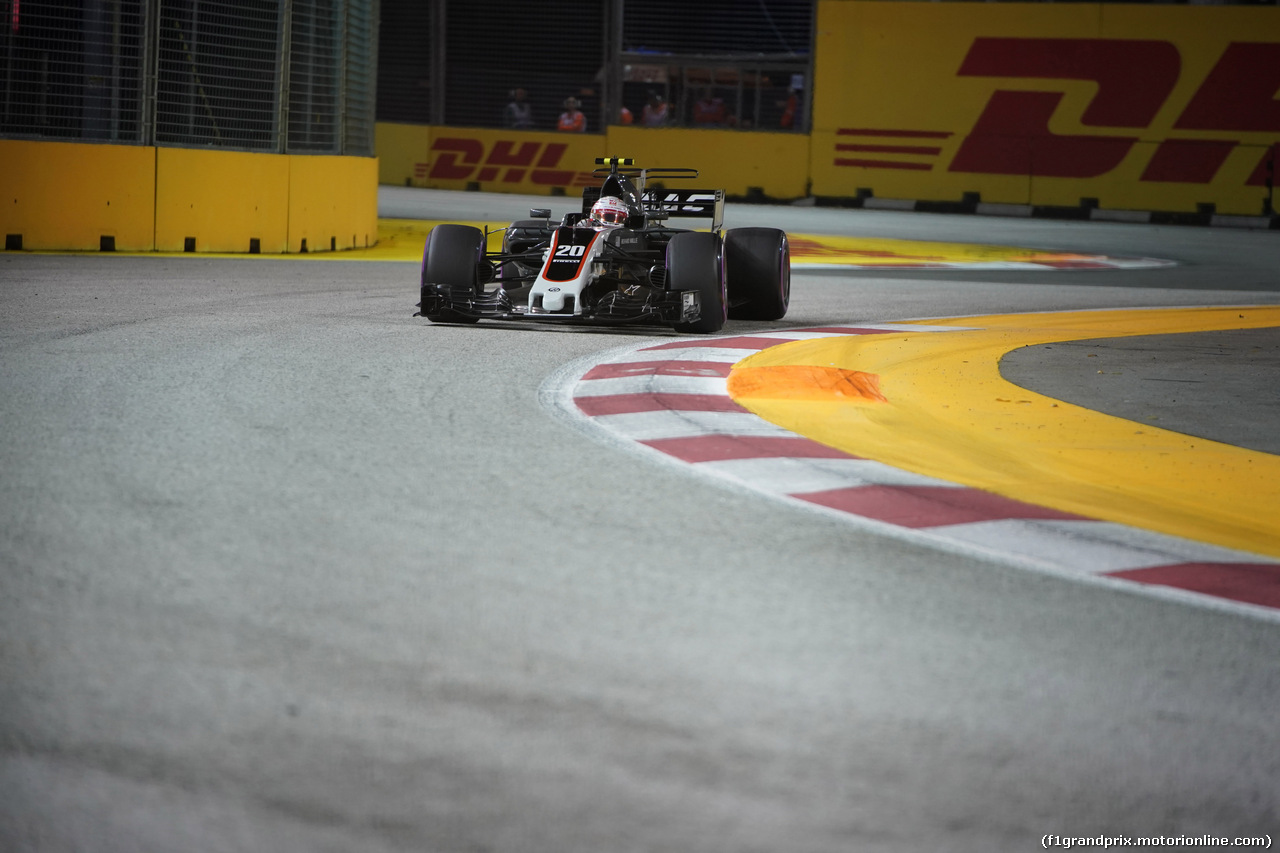 GP SINGAPORE, 15.09.2017 - Prove Libere 2, Kevin Magnussen (DEN) Haas F1 Team VF-17