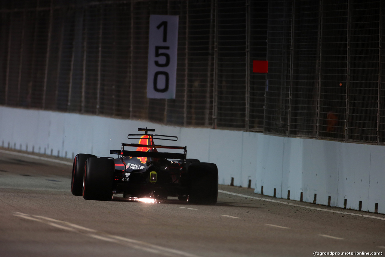 GP SINGAPORE, 15.09.2017 - Prove Libere 2, Daniel Ricciardo (AUS) Red Bull Racing RB13