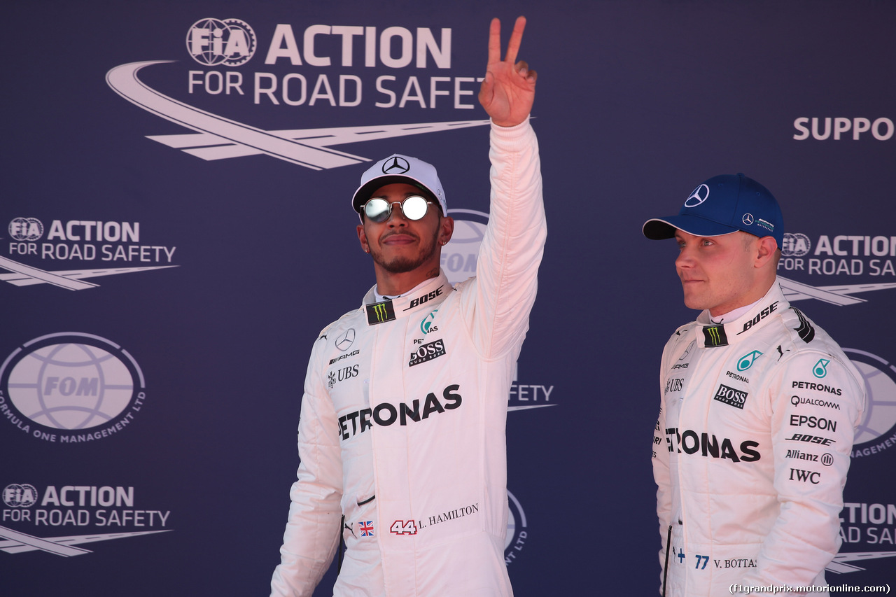 GP SPAGNA, 13.05.2017 - Qualifiche, Lewis Hamilton (GBR) Mercedes AMG F1 W08 pole position
