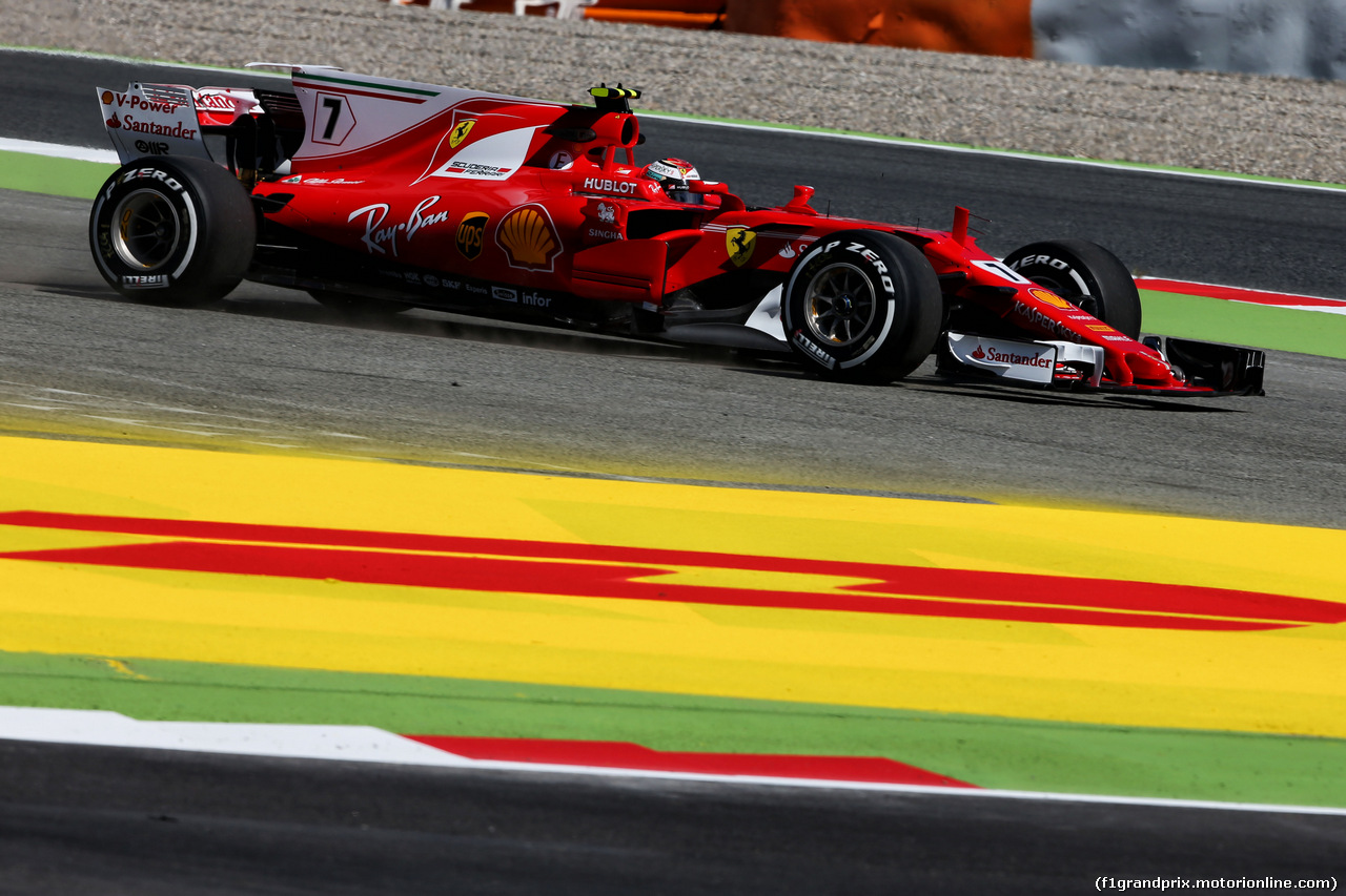 GP SPAGNA, Kimi Raikkonen (FIN) Ferrari SF70H runs wide.
12.05.2017.