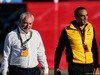 GP SPAGNA, (L to R): Jerome Papin with Cyril Abiteboul (FRA) Renault Sport F1 Managing Director.
12.05.2017.