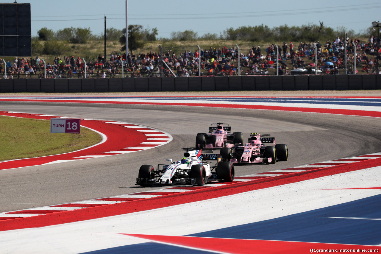 GP STATI UNITI, 22.10.2017 - Gara, Felipe Massa (BRA) Williams FW40 davanti a Sergio Perez (MEX) Sahara Force India F1 VJM010 e Esteban Ocon (FRA) Sahara Force India F1 VJM10