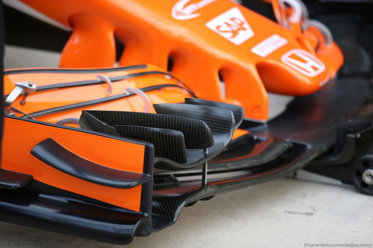 GP STATI UNITI, 21.10.2017 - Prove Libere 3, McLaren MCL32, detail