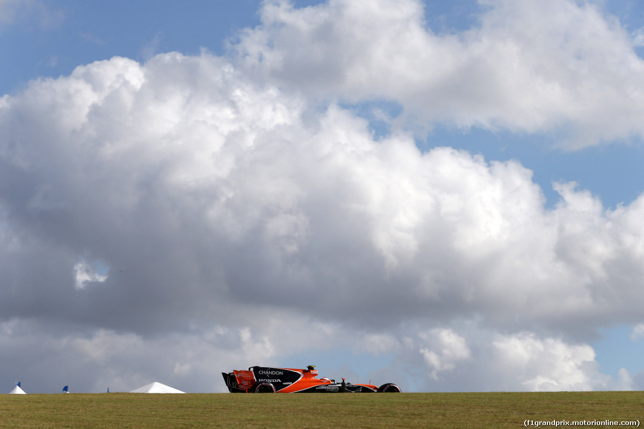 GP STATI UNITI, 21.10.2017 - Prove Libere 3, Stoffel Vandoorne (BEL) McLaren MCL32