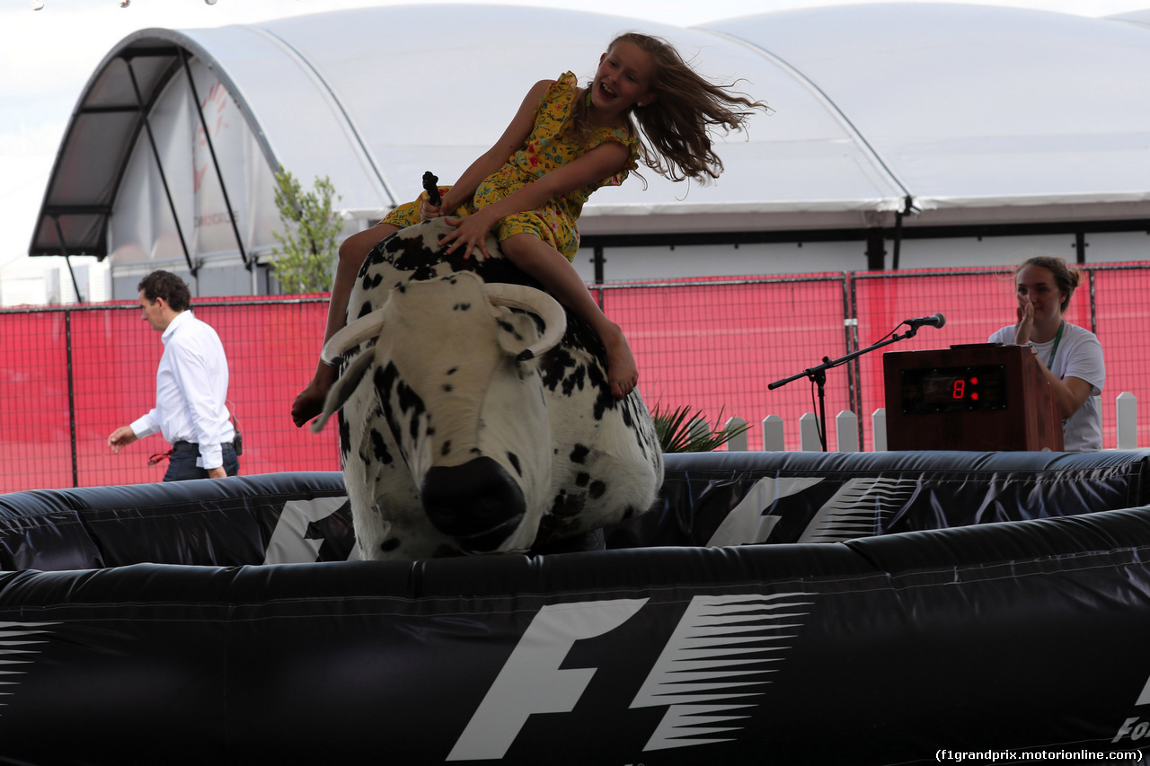 GP STATI UNITI, 21.10.2017 - Paddock Atmosphere
