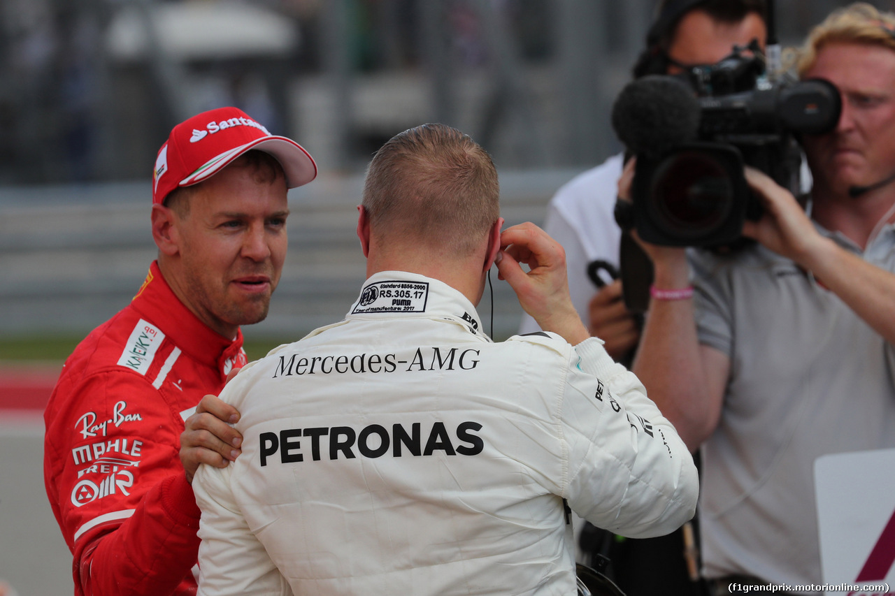 GP STATI UNITI, 21.10.2017 - Qualifiche, 2nd place Sebastian Vettel (GER) Ferrari SF70H e 3rd place Valtteri Bottas (FIN) Mercedes AMG F1 W08