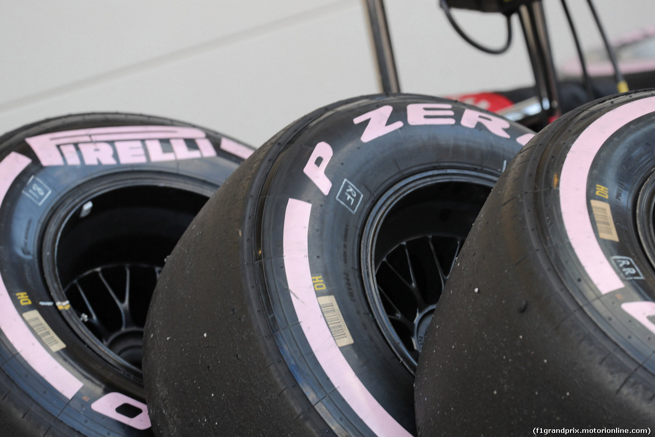 GP STATI UNITI, 21.10.2017 - Qualifiche, Pirelli Tyres