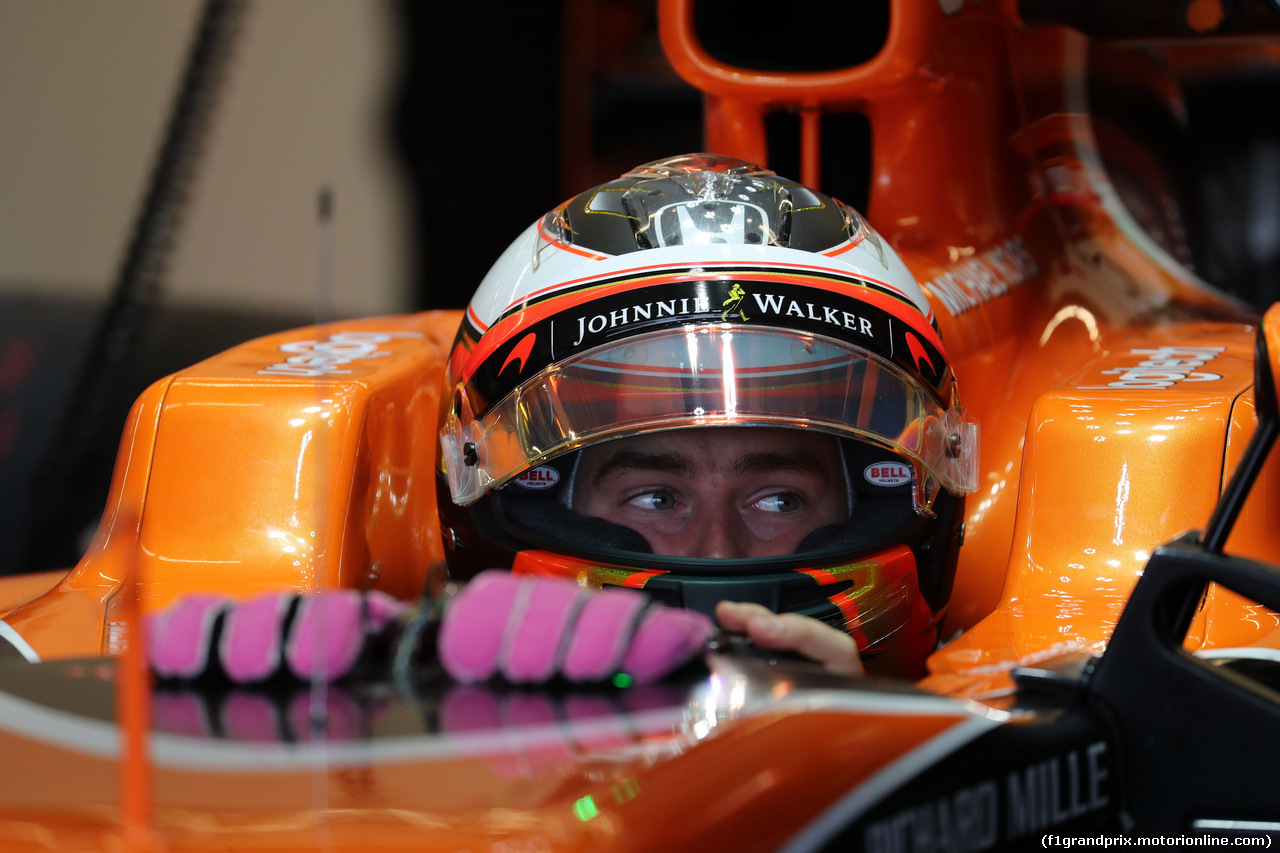 GP STATI UNITI, 20.10.2017 - Prove Libere 1, Stoffel Vandoorne (BEL) McLaren MCL32