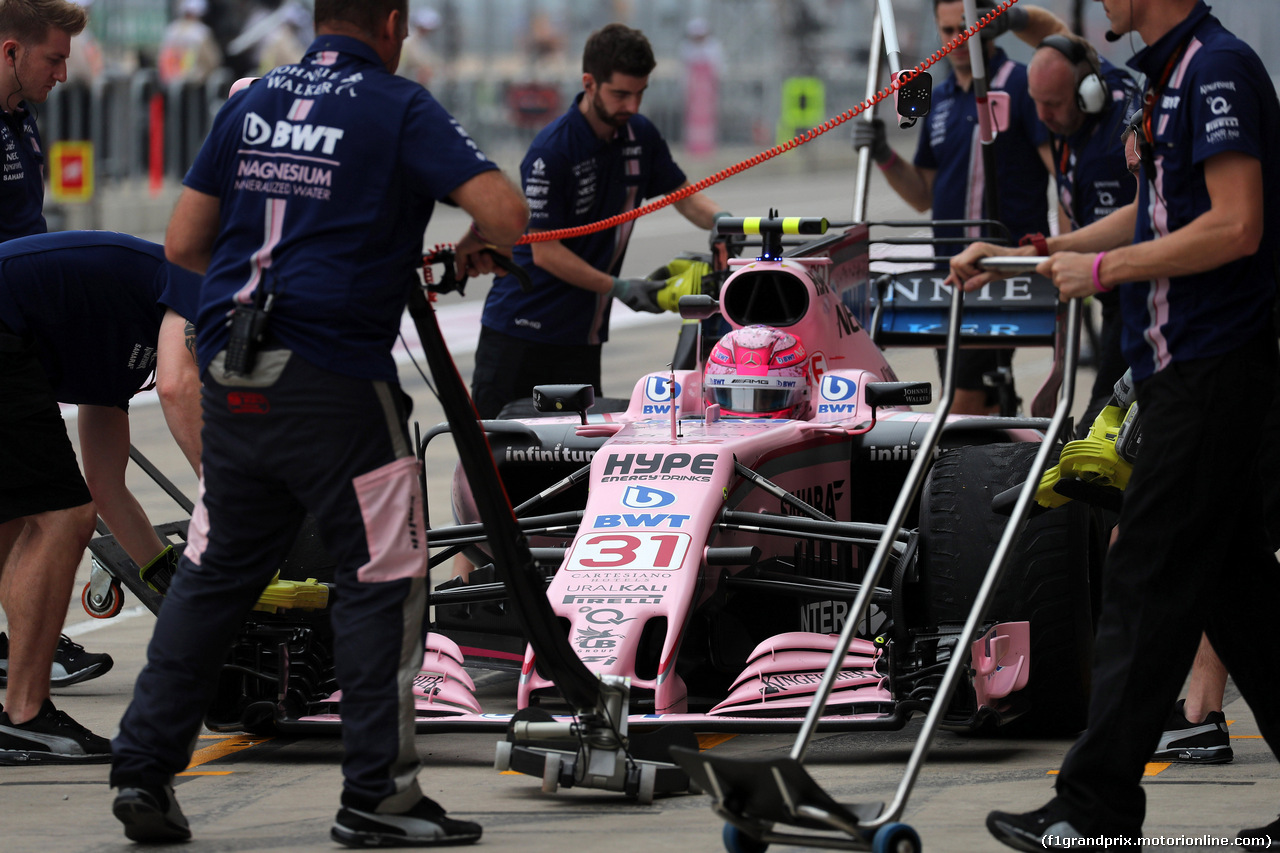 GP STATI UNITI, 20.10.2017 - Prove Libere 1, Esteban Ocon (FRA) Sahara Force India F1 VJM10