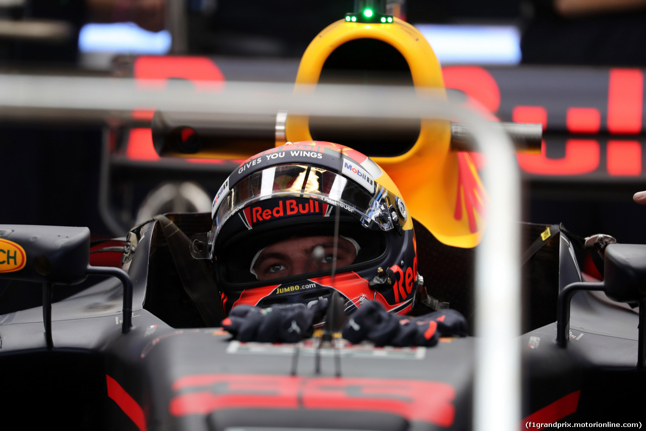 GP STATI UNITI, 20.10.2017 - Prove Libere 1, Max Verstappen (NED) Red Bull Racing RB13
