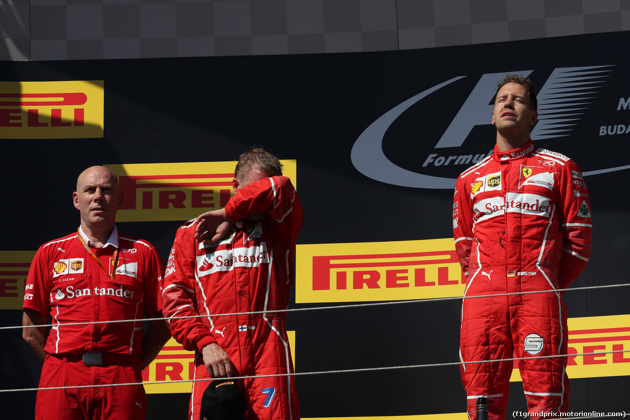 GP UNGHERIA, 30.07.2017 - Gara, Jock Clear (GBR) Ferrari Engineering Director, 2nd place Kimi Raikkonen (FIN) Ferrari SF70H e Sebastian Vettel (GER) Ferrari SF70H vincitore