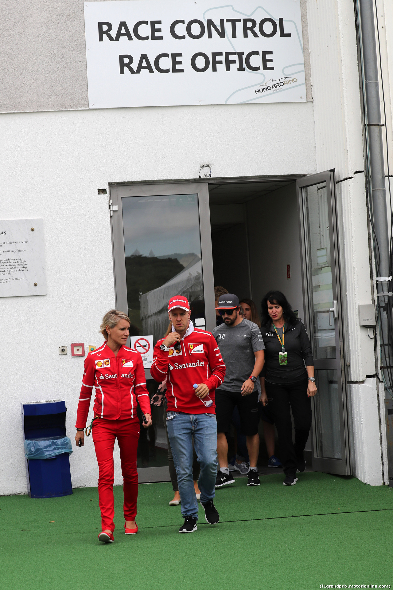 GP UNGHERIA, 27.07.2017 - Britta Roeske (AUT) Ferrari Press Officer e Sebastian Vettel (GER) Ferrari SF70H