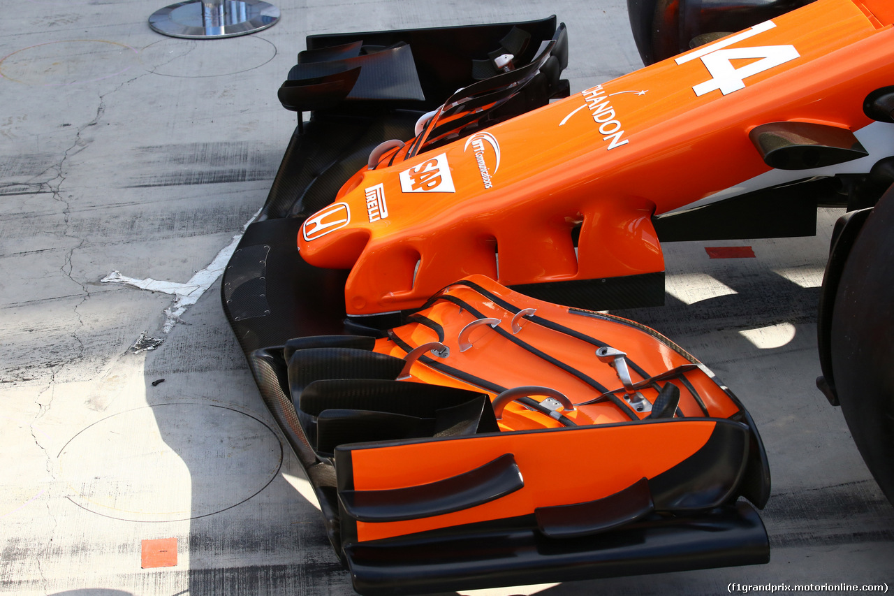 GP UNGHERIA, 29.07.2017 - McLaren MCL32, detail