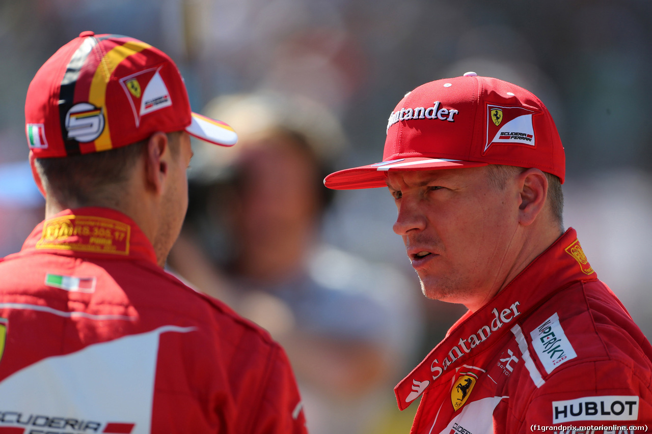GP UNGHERIA, 29.07.2017 - Qualifiche, Sebastian Vettel (GER) Ferrari SF70H e Kimi Raikkonen (FIN) Ferrari SF70H