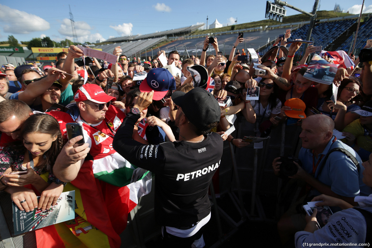 GP UNGHERIA, 27.07.2017 - Lewis Hamilton (GBR) Mercedes AMG F1 W08