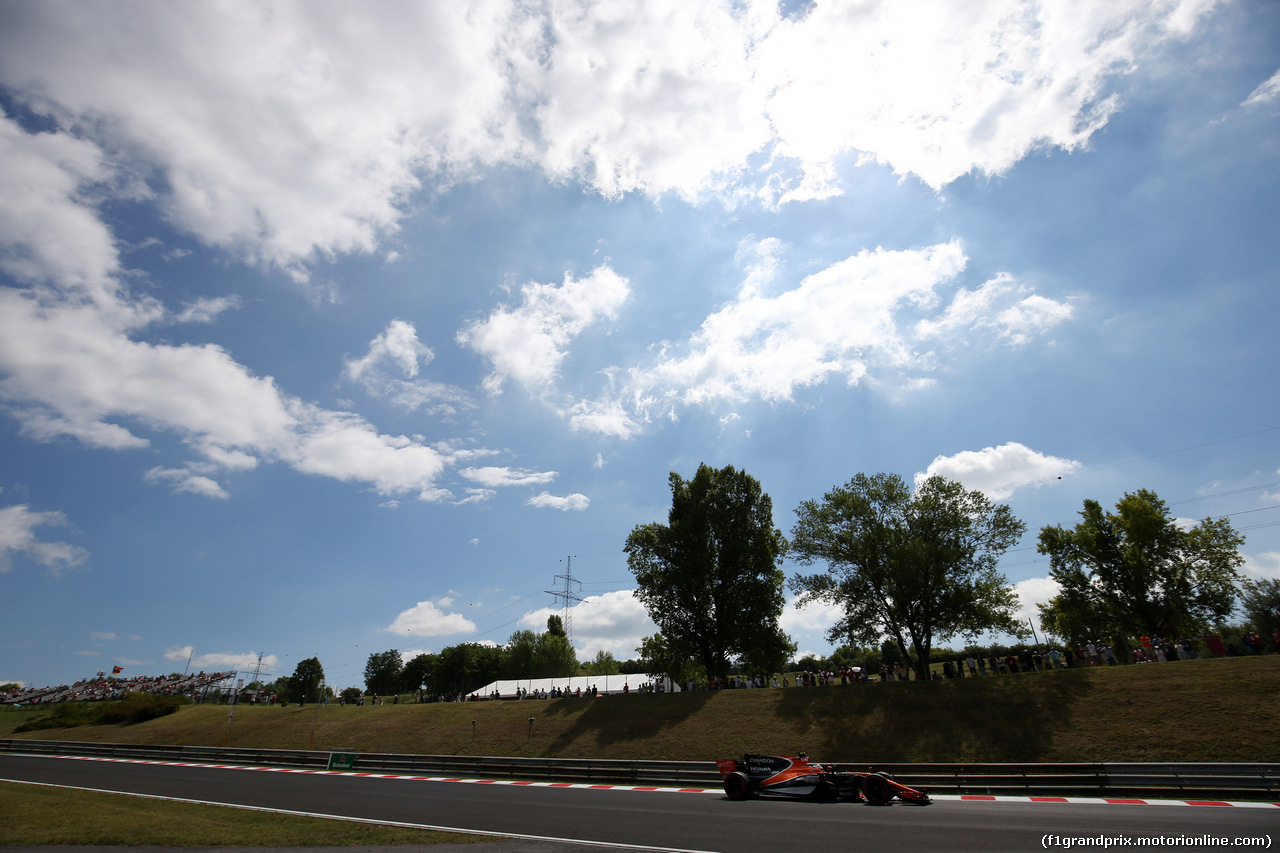 GP UNGHERIA, 28.07.2017 - Prove Libere 1, Stoffel Vandoorne (BEL) McLaren MCL32