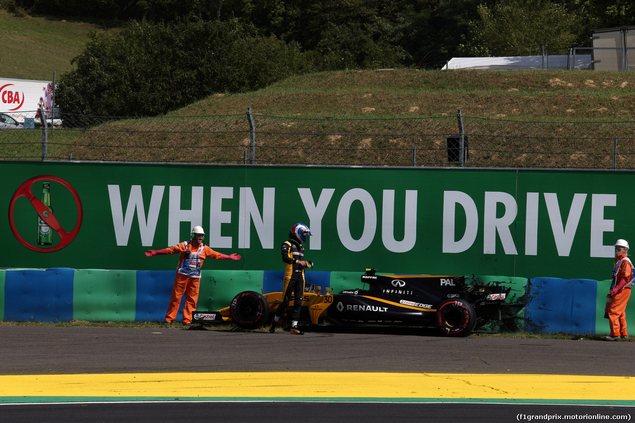 GP UNGHERIA, 28.07.2017 - Prove Libere 2, Crash, Jolyon Palmer (GBR) Renault Sport F1 Team RS17