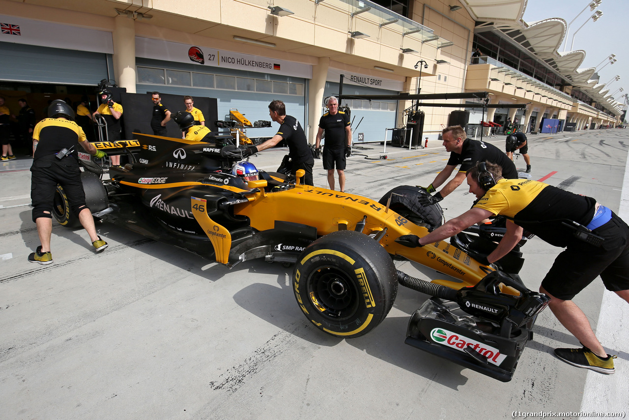 TEST F1 BAHRAIN 19 APRILE, Sergey Sirotkin (RUS) Renault Sport F1 Team  
19.04.2017.