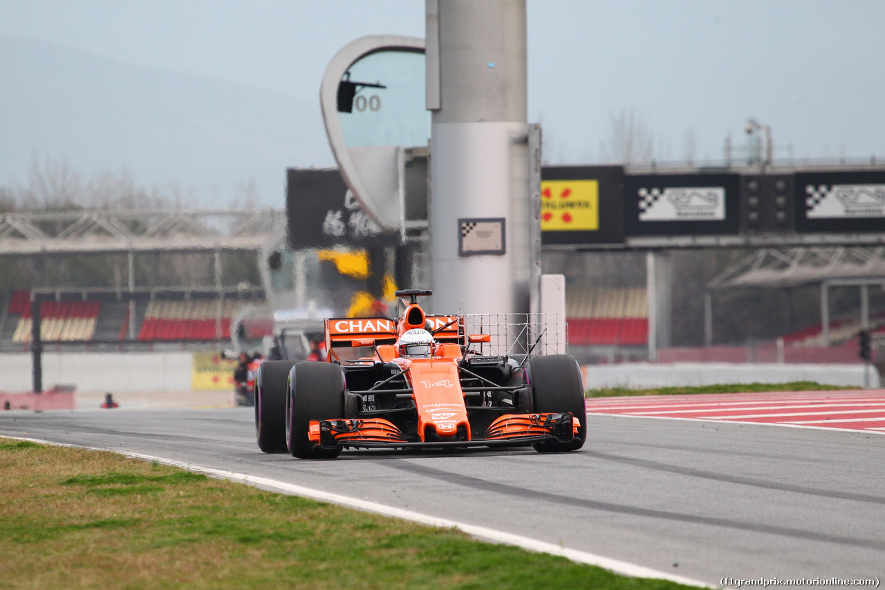 TEST F1 BARCELLONA 1 MARZO, 01.03.2017 - Fernando Alonso (ESP) McLaren MCL32 a