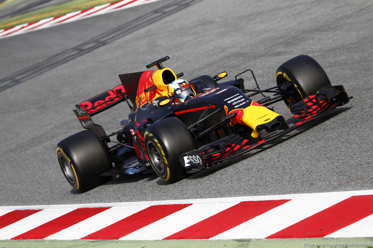 TEST F1 BARCELLONA 1 MARZO, 01.03.2017 - Daniel Ricciardo (AUS) Red Bull Racing RB13