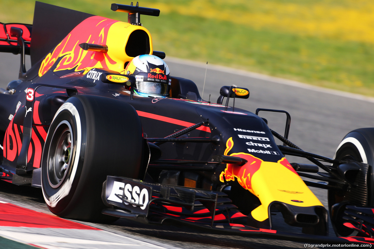 TEST F1 BARCELLONA 27 FEBBRAIO, Daniel Ricciardo (AUS) Red Bull Racing RB13.
27.02.2017.