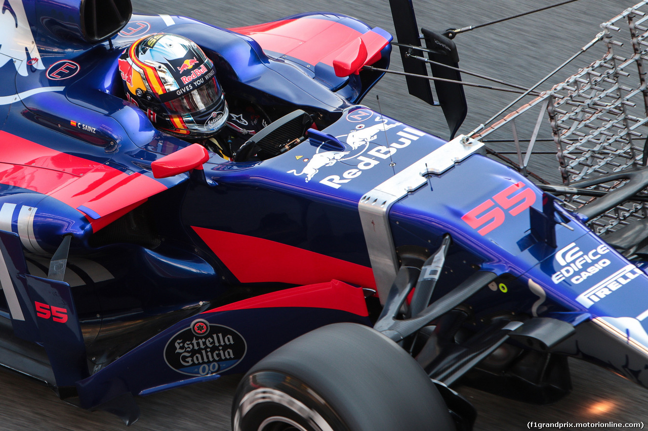 TEST F1 BARCELLONA 27 FEBBRAIO, Carlos Sainz Jr (ESP) Scuderia Toro Rosso STR12 running sensor equipment.
27.02.2017.