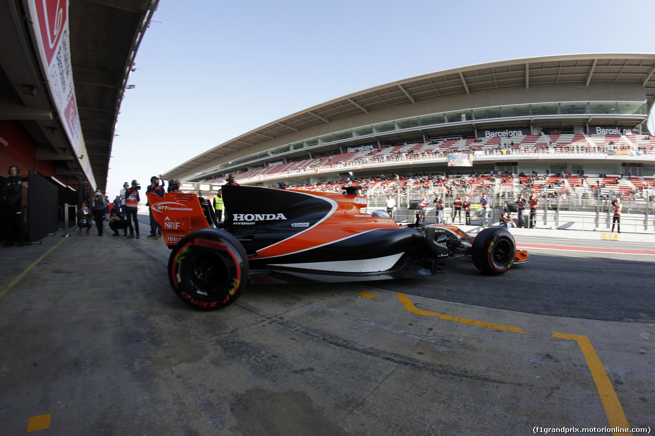 TEST F1 BARCELLONA 27 FEBBRAIO, 27.02.2017 - Fernando Alonso (ESP) McLaren MCL32