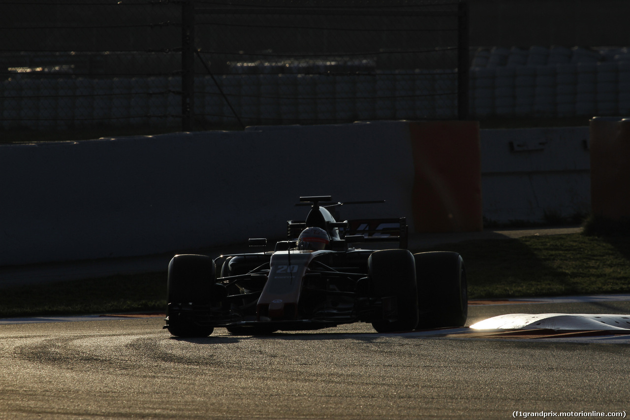 TEST F1 BARCELLONA 27 FEBBRAIO, 27.02.2017 - Kevin Magnussen (DEN) Haas F1 Team VF-17