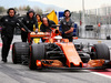 TEST F1 BARCELLONA 28 FEBBRAIO, Stoffel Vandoorne (BEL) McLaren MCL32 pushed down the pit lane by meccanici.
28.02.2017.