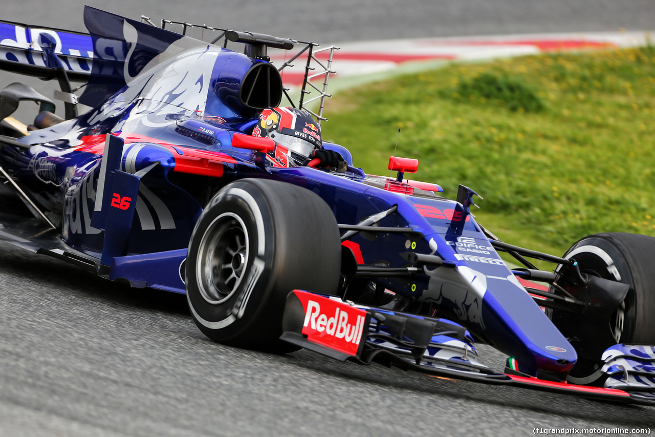 TEST F1 BARCELLONA 28 FEBBRAIO, Daniil Kvyat (RUS) Scuderia Toro Rosso STR12 running sensor equipment.
28.02.2017.
