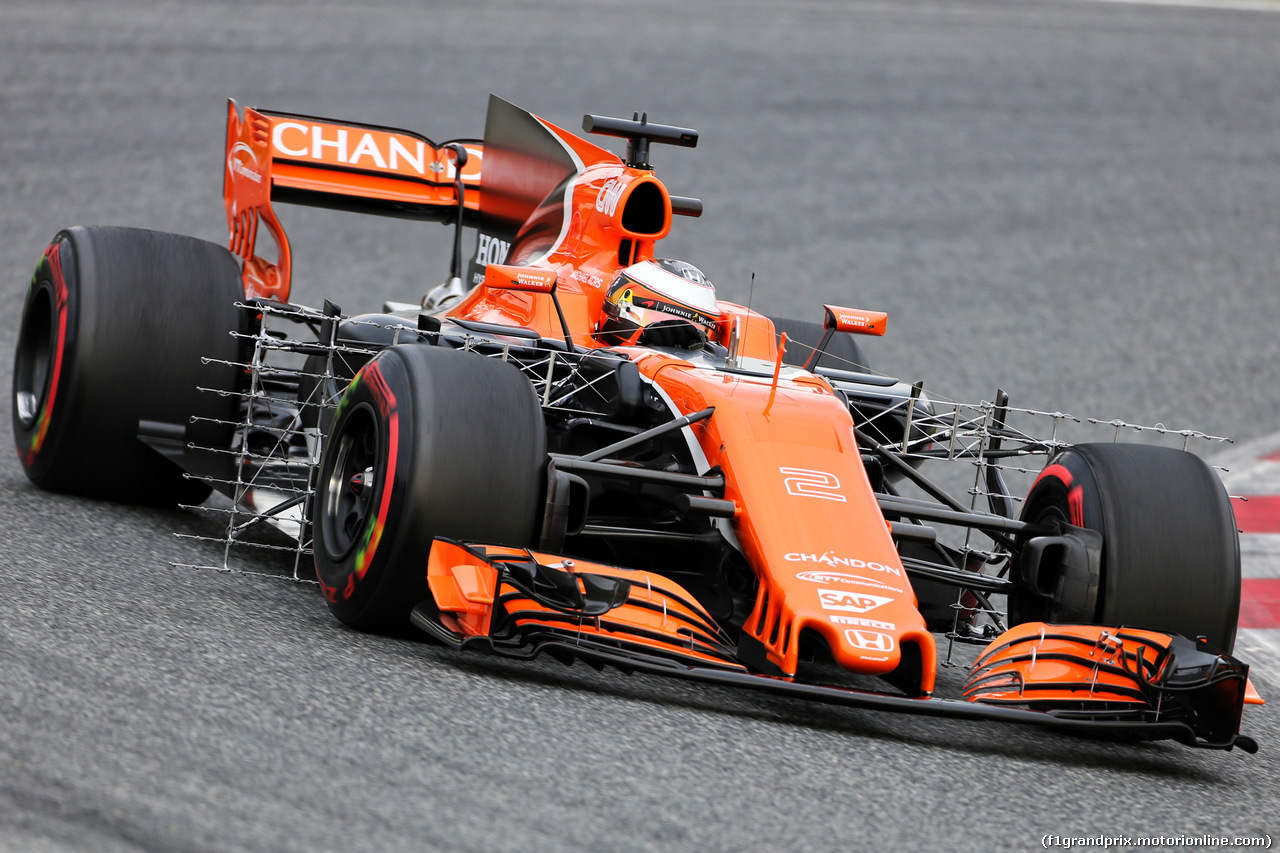 TEST F1 BARCELLONA 28 FEBBRAIO, Stoffel Vandoorne (BEL) McLaren MCL32 running sensor equipment.
28.02.2017.