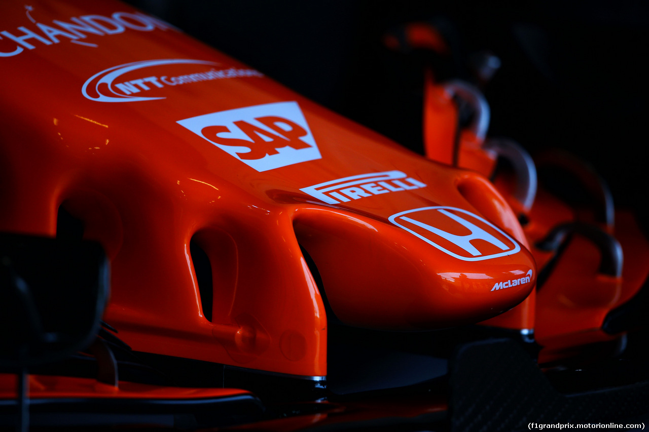 TEST F1 BARCELLONA 28 FEBBRAIO, McLaren MCL32 nosecone.
28.02.2017.