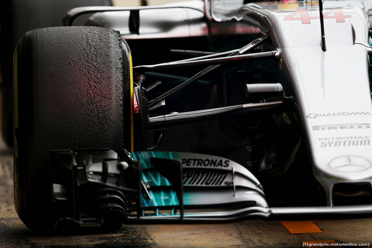 TEST F1 BARCELLONA 28 FEBBRAIO, Lewis Hamilton (GBR) Mercedes AMG F1 W08 front suspension detail.
28.02.2017.