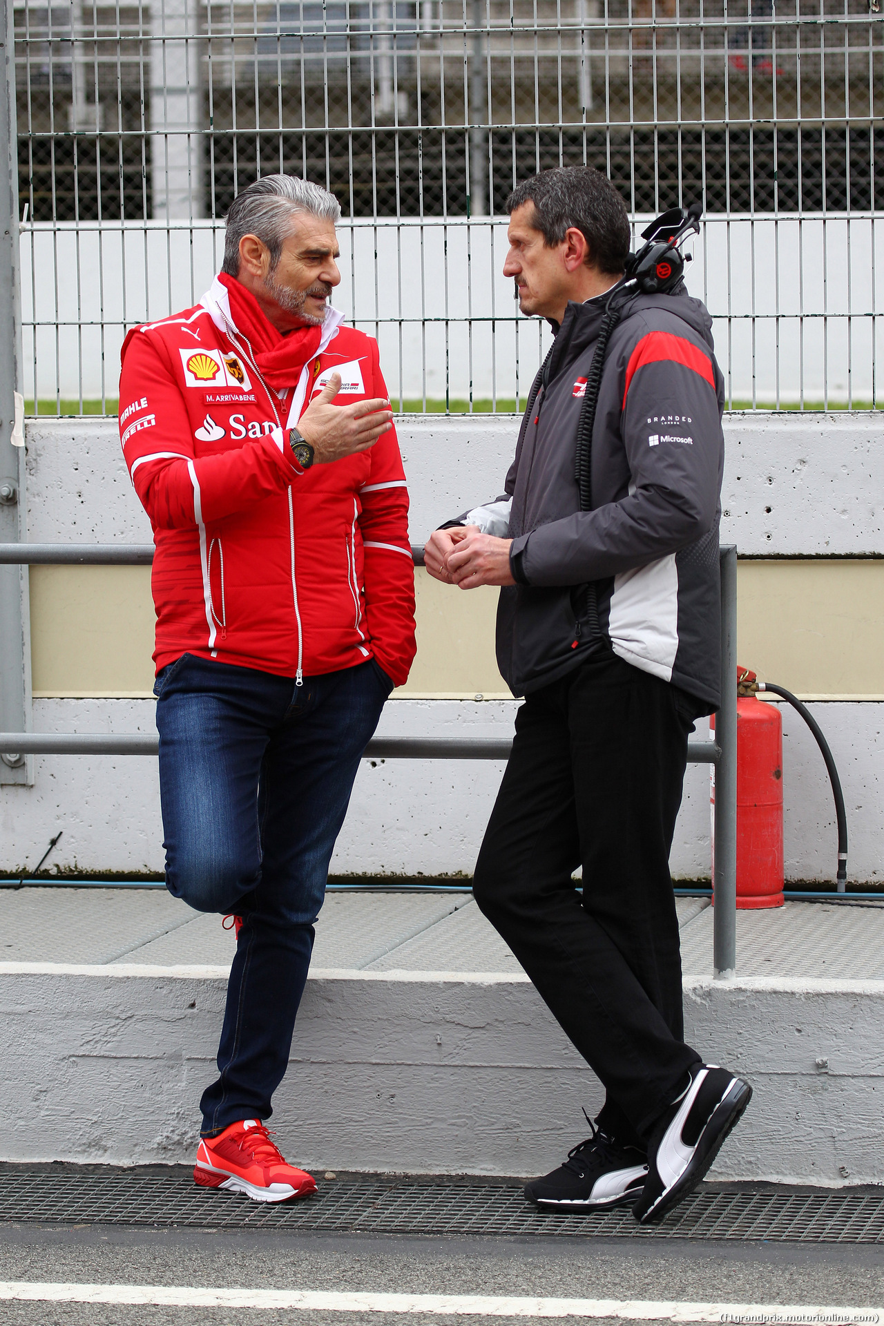 TEST F1 BARCELLONA 28 FEBBRAIO, 28.02.2017 - Maurizio Arrivabene (ITA) Ferrari Team Principal e Guenther Steiner (ITA) Haas F1 Team Prinicipal