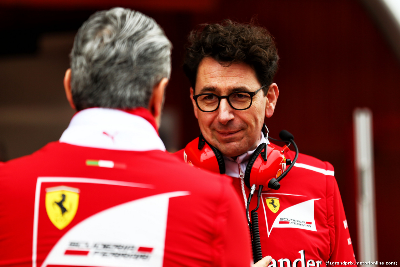 TEST F1 BARCELLONA 8 MARZO, Mattia Binotto (ITA) Ferrari Chief Technical Officer with Maurizio Arrivabene (ITA) Ferrari Team Principal.
08.03.2017.